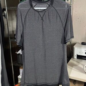 Lululemon Men’s Tee 20” P2P